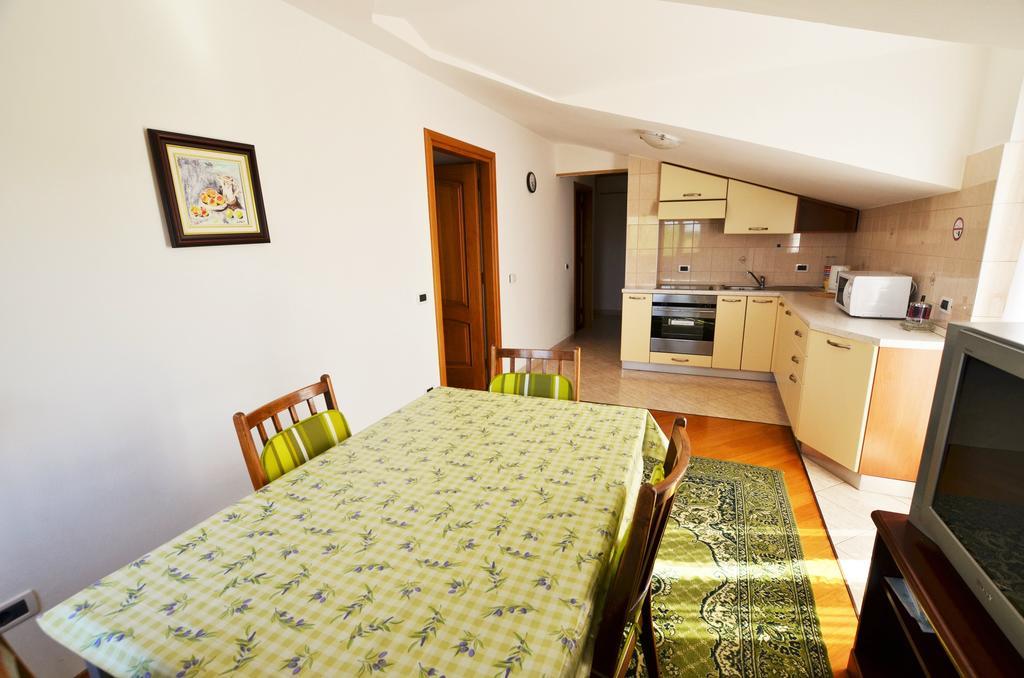Apartments Sv. Pelegrin Umag Luaran gambar