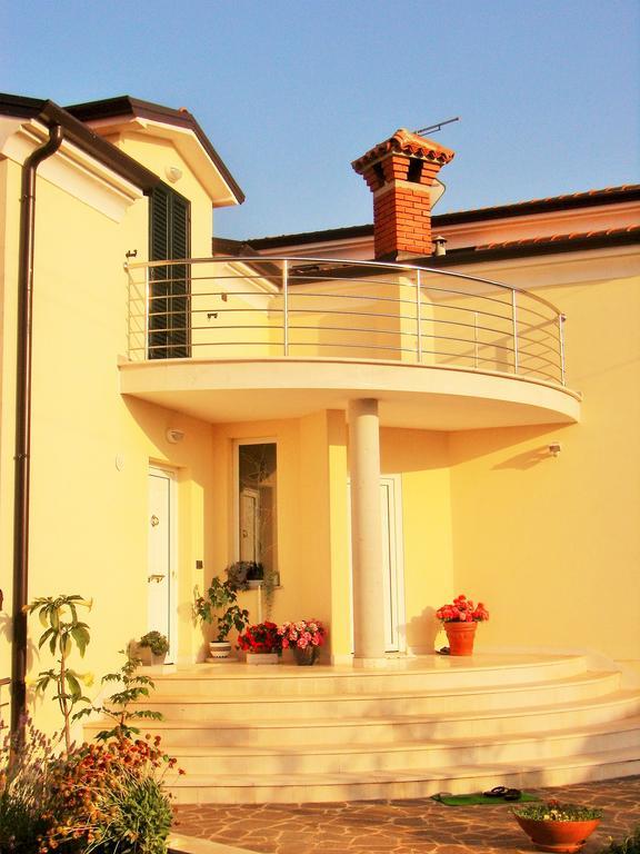 Apartments Sv. Pelegrin Umag Luaran gambar