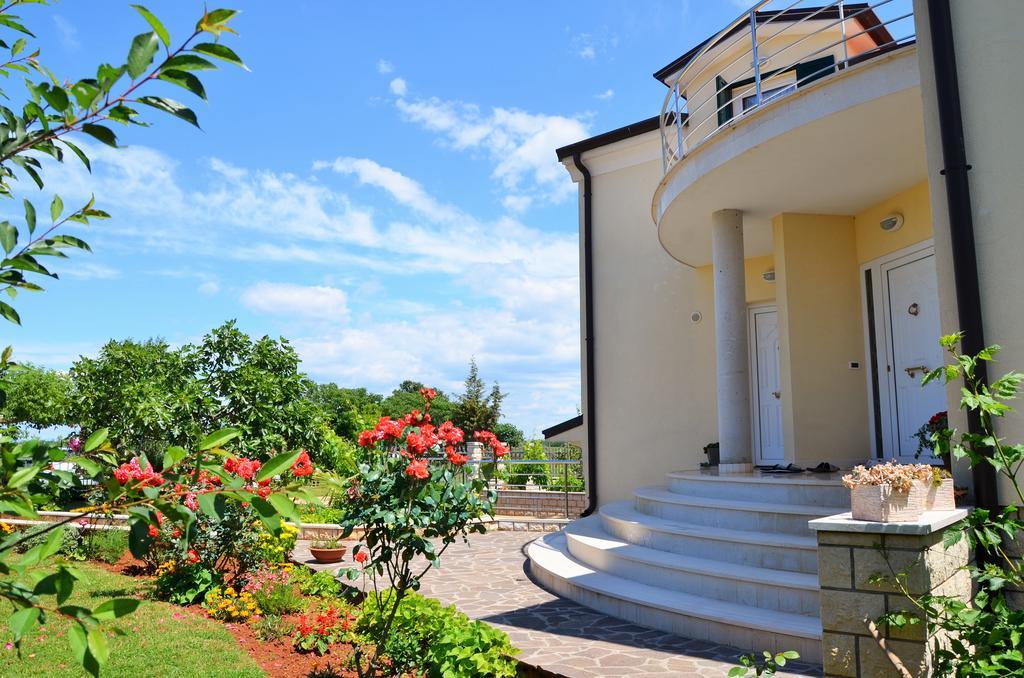 Apartments Sv. Pelegrin Umag Luaran gambar