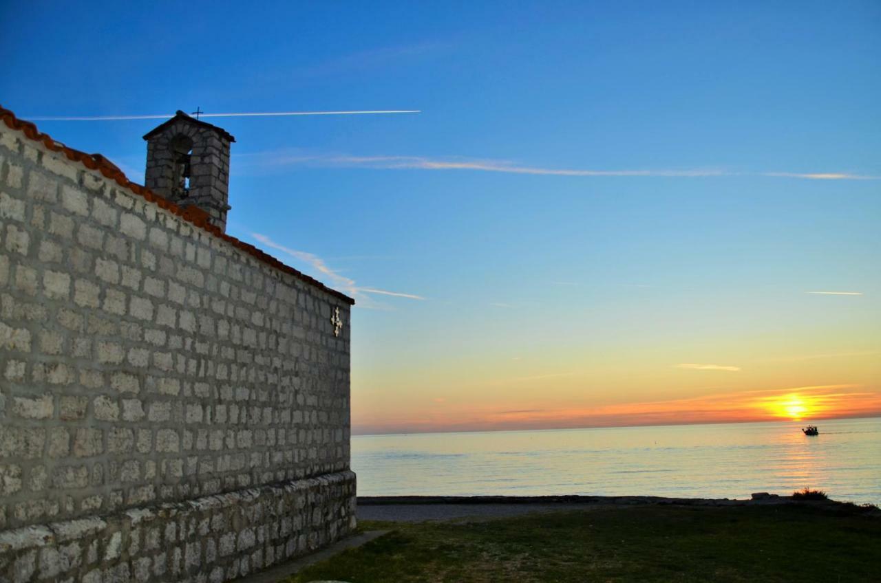 Apartments Sv. Pelegrin Umag Luaran gambar